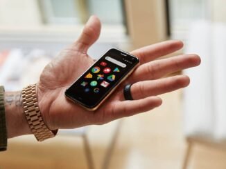 5 Best Smallest Android Phone for Minimalists